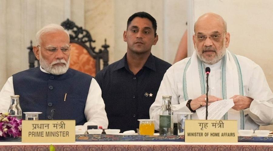 Tough on Terror: शाह का ऐलान, आतंकी घटना के जिम्मेदार सभी को कठोर सजा मिलेगी